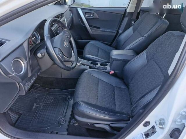 Тойота Аурис, объемом двигателя 0 л и пробегом 156 тыс. км за 13599 $, фото 20 на Automoto.ua