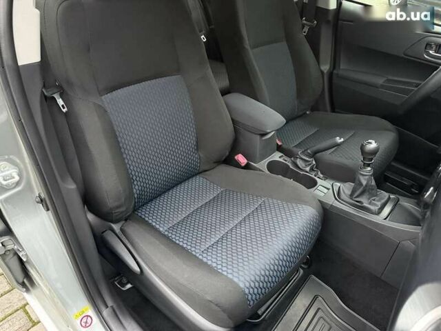 Тойота Ауріс, об'ємом двигуна 0 л та пробігом 63 тис. км за 9800 $, фото 28 на Automoto.ua