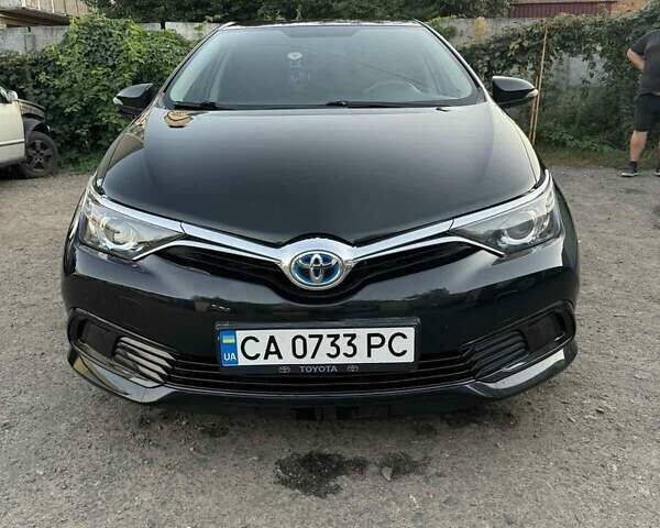 Тойота Аурис, объемом двигателя 1.8 л и пробегом 170 тыс. км за 14000 $, фото 8 на Automoto.ua