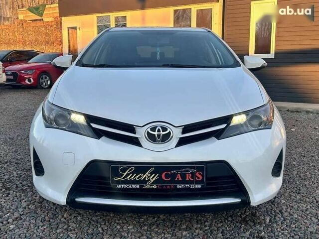 Тойота Аурис, объемом двигателя 1.4 л и пробегом 195 тыс. км за 8999 $, фото 3 на Automoto.ua