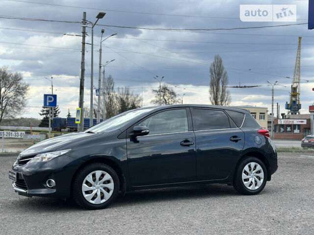 Тойота Ауріс, об'ємом двигуна 1.6 л та пробігом 75 тис. км за 13500 $, фото 12 на Automoto.ua