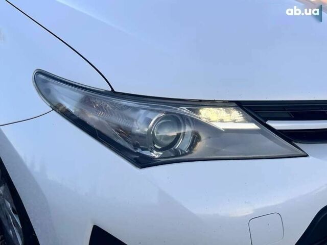 Тойота Аурис, объемом двигателя 1.4 л и пробегом 195 тыс. км за 8999 $, фото 8 на Automoto.ua