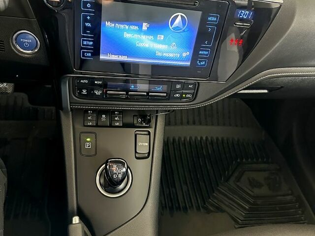 Тойота Аурис, объемом двигателя 1.5 л и пробегом 0 тыс. км за 3000 $, фото 2 на Automoto.ua