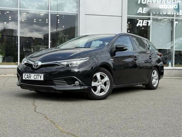 Тойота Аурис, объемом двигателя 0 л и пробегом 165 тыс. км за 15900 $, фото 2 на Automoto.ua