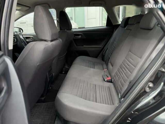 Тойота Аурис, объемом двигателя 0 л и пробегом 165 тыс. км за 15900 $, фото 17 на Automoto.ua