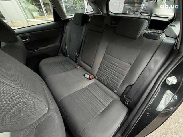 Тойота Аурис, объемом двигателя 0 л и пробегом 165 тыс. км за 15900 $, фото 20 на Automoto.ua