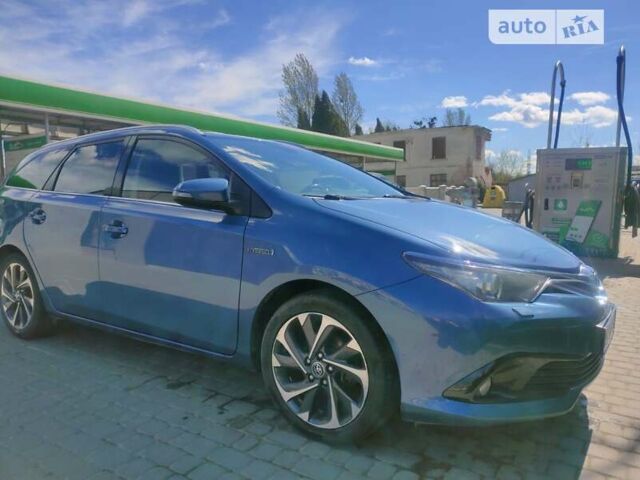 Тойота Аурис, объемом двигателя 1.8 л и пробегом 224 тыс. км за 14000 $, фото 1 на Automoto.ua