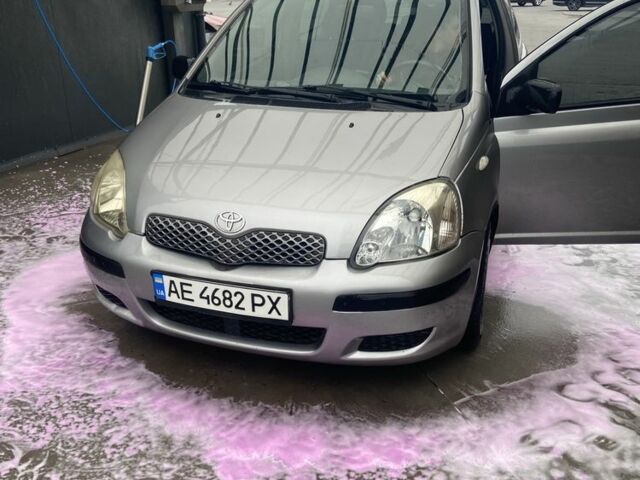 Серый Тойота Аурис, объемом двигателя 1 л и пробегом 1 тыс. км за 3000 $, фото 2 на Automoto.ua