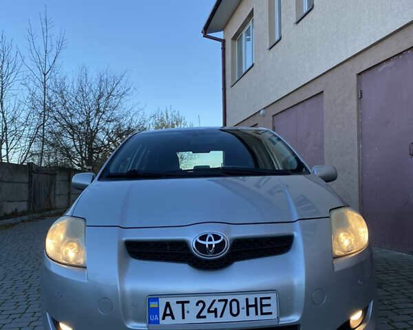 Серый Тойота Аурис, объемом двигателя 2 л и пробегом 233 тыс. км за 5800 $, фото 5 на Automoto.ua