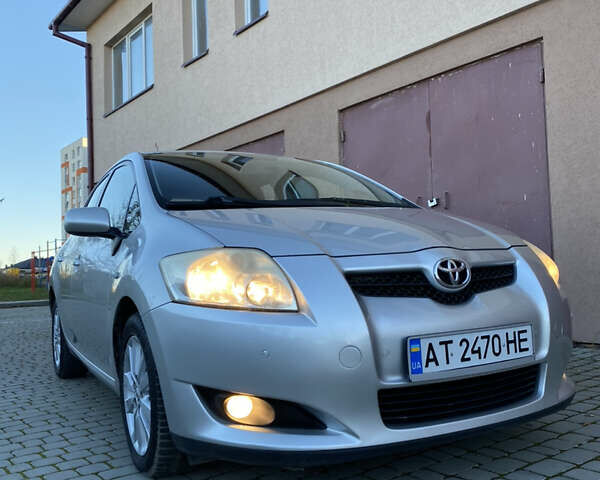 Серый Тойота Аурис, объемом двигателя 2 л и пробегом 233 тыс. км за 5800 $, фото 6 на Automoto.ua