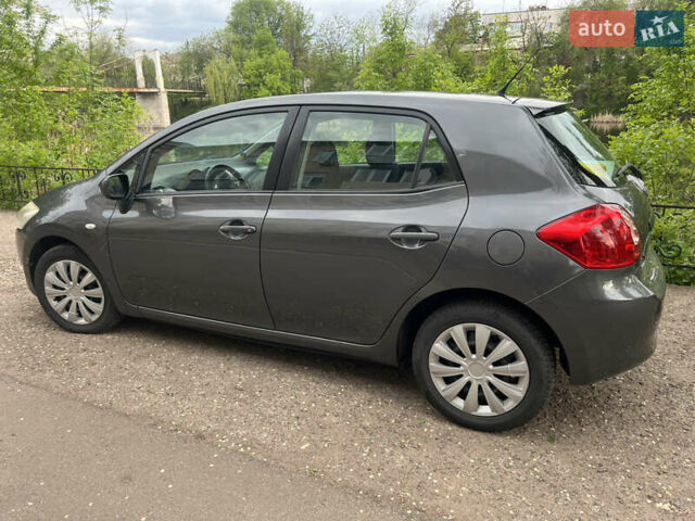 Сірий Тойота Ауріс, об'ємом двигуна 2 л та пробігом 270 тис. км за 6200 $, фото 5 на Automoto.ua