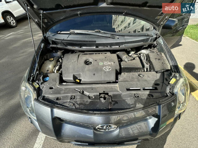 Тойота Аурис 2007 в Киеве на Automoto.ua Серый Тойота Аурис, объемом двигателя 2.2 л и пробегом 250 тыс. км за 7000 $, фото 43 на Automoto.ua