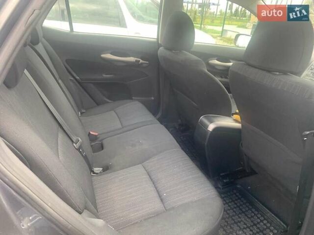 Сірий Тойота Ауріс, об'ємом двигуна 1.6 л та пробігом 170 тис. км за 6500 $, фото 2 на Automoto.ua