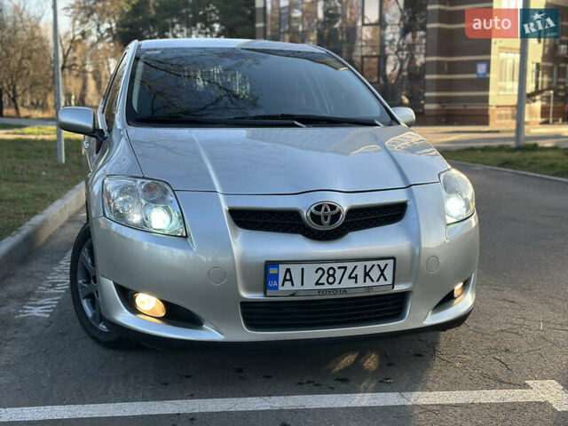 Сірий Тойота Ауріс, об'ємом двигуна 1.6 л та пробігом 155 тис. км за 7300 $, фото 1 на Automoto.ua