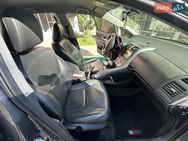 Тойота Аурис 2007 в Киеве на Automoto.ua Серый Тойота Аурис, объемом двигателя 2.2 л и пробегом 250 тыс. км за 7000 $, фото 38 на Automoto.ua