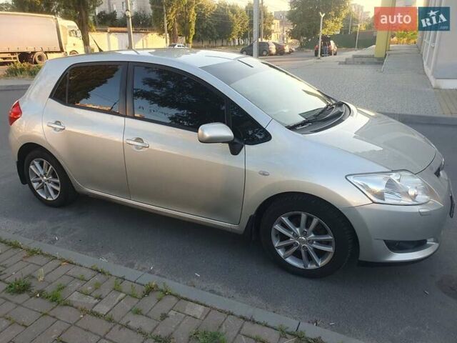 Серый Тойота Аурис, объемом двигателя 1.4 л и пробегом 223 тыс. км за 6700 $, фото 12 на Automoto.ua