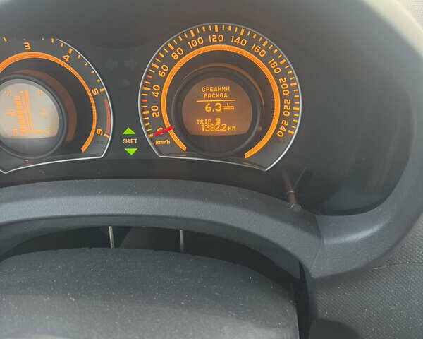 Сірий Тойота Ауріс, об'ємом двигуна 2 л та пробігом 270 тис. км за 6200 $, фото 3 на Automoto.ua