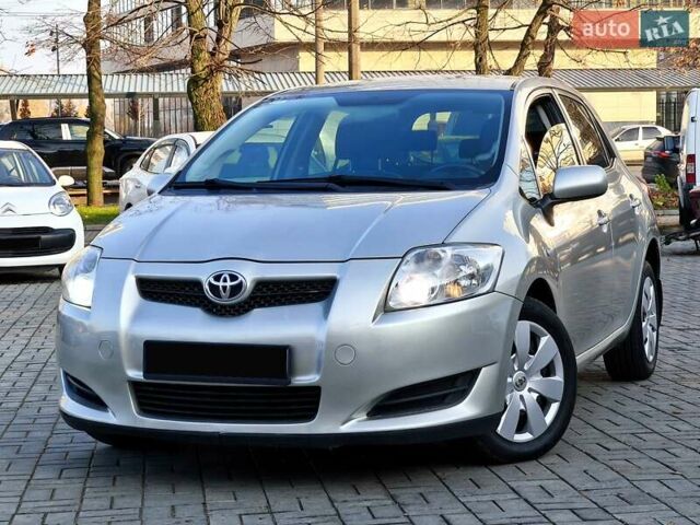 Сірий Тойота Ауріс, об'ємом двигуна 1.6 л та пробігом 226 тис. км за 6850 $, фото 2 на Automoto.ua