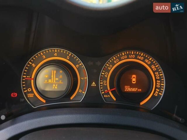 Сірий Тойота Ауріс, об'ємом двигуна 1.6 л та пробігом 226 тис. км за 6850 $, фото 15 на Automoto.ua