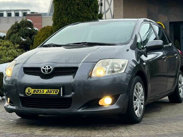 Сірий Тойота Ауріс, об'ємом двигуна 1.4 л та пробігом 264 тис. км за 6999 $, фото 2 на Automoto.ua