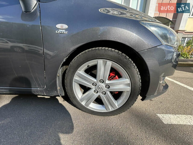 Тойота Аурис 2007 в Киеве на Automoto.ua Серый Тойота Аурис, объемом двигателя 2.2 л и пробегом 250 тыс. км за 7000 $, фото 19 на Automoto.ua