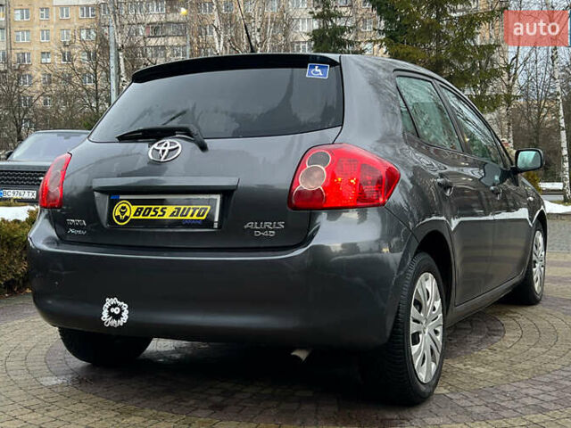 Серый Тойота Аурис, объемом двигателя 1.36 л и пробегом 264 тыс. км за 6999 $, фото 6 на Automoto.ua