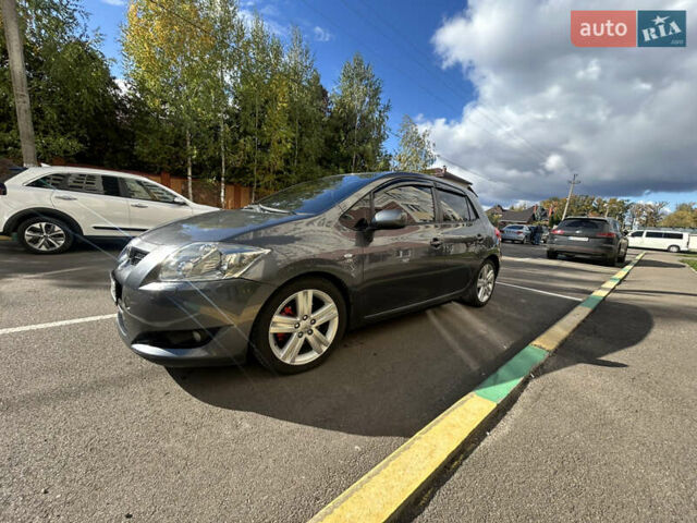 Тойота Аурис 2007 в Киеве на Automoto.ua Серый Тойота Аурис, объемом двигателя 2.2 л и пробегом 250 тыс. км за 7000 $, фото 10 на Automoto.ua