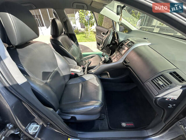 Тойота Аурис 2007 в Киеве на Automoto.ua Серый Тойота Аурис, объемом двигателя 2.2 л и пробегом 250 тыс. км за 7000 $, фото 39 на Automoto.ua