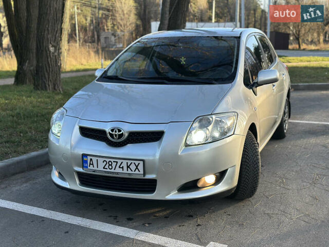 Сірий Тойота Ауріс, об'ємом двигуна 1.6 л та пробігом 155 тис. км за 7300 $, фото 1 на Automoto.ua