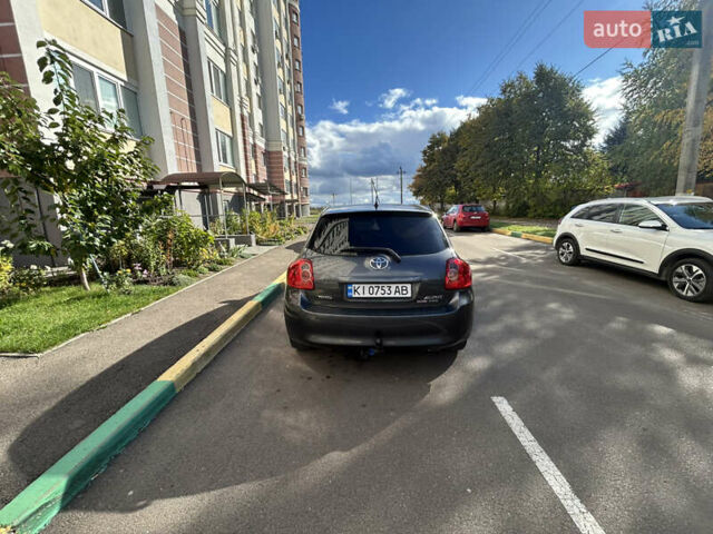 Тойота Аурис 2007 в Киеве на Automoto.ua Серый Тойота Аурис, объемом двигателя 2.2 л и пробегом 250 тыс. км за 7000 $, фото 7 на Automoto.ua