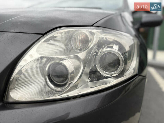 Сірий Тойота Ауріс, об'ємом двигуна 2 л та пробігом 267 тис. км за 5500 $, фото 12 на Automoto.ua