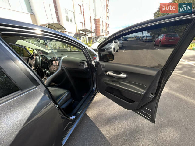 Тойота Аурис 2007 в Киеве на Automoto.ua Серый Тойота Аурис, объемом двигателя 2.2 л и пробегом 250 тыс. км за 7000 $, фото 37 на Automoto.ua