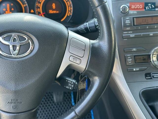 Серый Тойота Аурис, объемом двигателя 2 л и пробегом 251 тыс. км за 6390 $, фото 18 на Automoto.ua