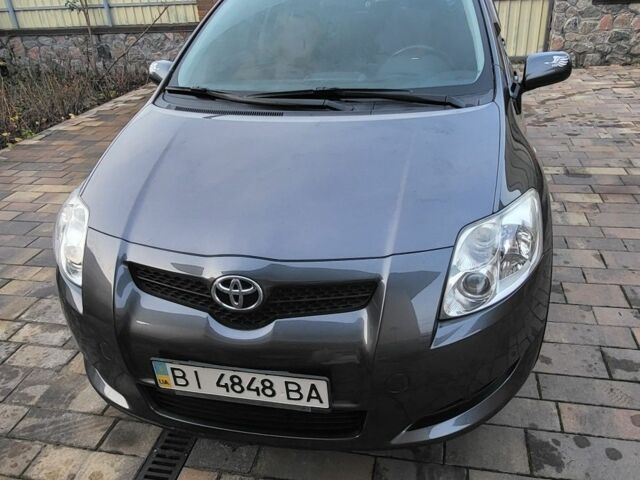 Серый Тойота Аурис, объемом двигателя 1.6 л и пробегом 178 тыс. км за 7500 $, фото 7 на Automoto.ua