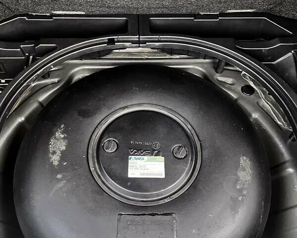 Серый Тойота Аурис, объемом двигателя 1.6 л и пробегом 178 тыс. км за 7200 $, фото 23 на Automoto.ua