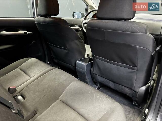 Серый Тойота Аурис, объемом двигателя 1.6 л и пробегом 210 тыс. км за 6300 $, фото 32 на Automoto.ua