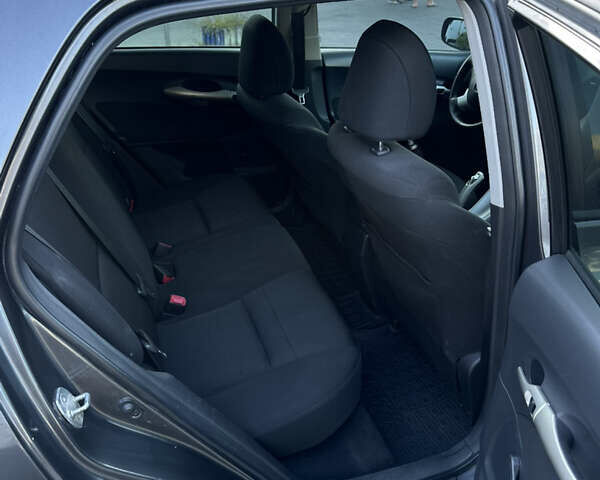 Сірий Тойота Ауріс, об'ємом двигуна 1.6 л та пробігом 242 тис. км за 6500 $, фото 9 на Automoto.ua