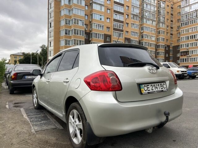 Сірий Тойота Ауріс, об'ємом двигуна 1.6 л та пробігом 235 тис. км за 6405 $, фото 2 на Automoto.ua