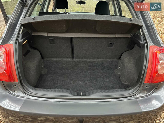 Сірий Тойота Ауріс, об'ємом двигуна 1.6 л та пробігом 211 тис. км за 6800 $, фото 32 на Automoto.ua