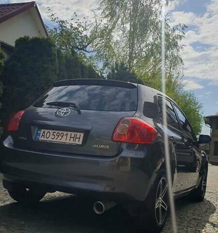 Серый Тойота Аурис, объемом двигателя 1.6 л и пробегом 209 тыс. км за 6700 $, фото 3 на Automoto.ua