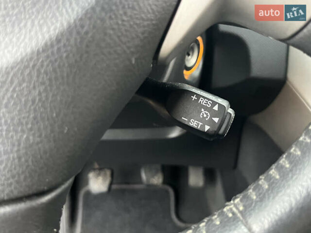 Сірий Тойота Ауріс, об'ємом двигуна 1.6 л та пробігом 211 тис. км за 6800 $, фото 22 на Automoto.ua