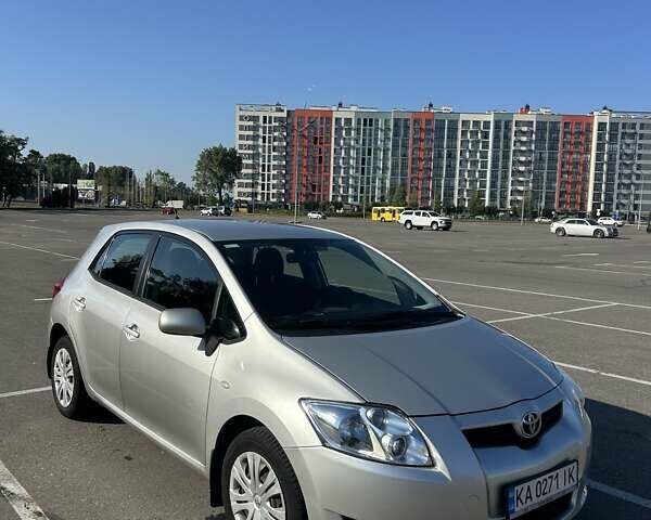 Серый Тойота Аурис, объемом двигателя 1.6 л и пробегом 108 тыс. км за 7200 $, фото 8 на Automoto.ua