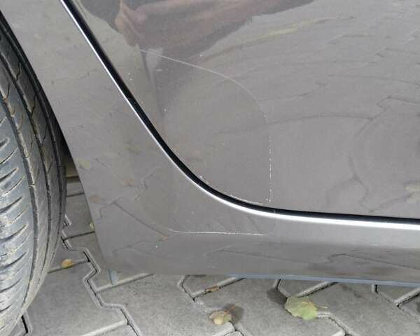 Тойота Аурис 2008 в Черновцах на Automoto.ua Серый Тойота Аурис, объемом двигателя 1.4 л и пробегом 202 тыс. км за 6300 $, фото 18 на Automoto.ua
