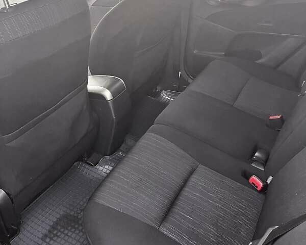 Серый Тойота Аурис, объемом двигателя 1.6 л и пробегом 178 тыс. км за 7200 $, фото 15 на Automoto.ua