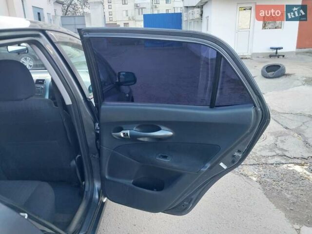 Сірий Тойота Ауріс, об'ємом двигуна 1.6 л та пробігом 195 тис. км за 6000 $, фото 24 на Automoto.ua