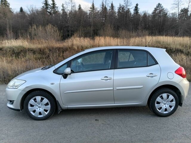 Серый Тойота Аурис, объемом двигателя 1.6 л и пробегом 158 тыс. км за 5700 $, фото 21 на Automoto.ua