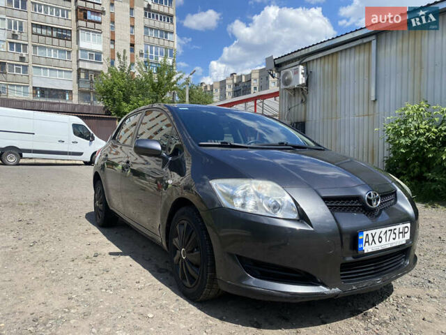 Сірий Тойота Ауріс, об'ємом двигуна 1.6 л та пробігом 110 тис. км за 7500 $, фото 9 на Automoto.ua