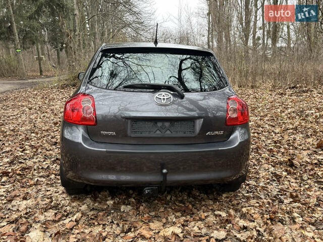 Сірий Тойота Ауріс, об'ємом двигуна 1.6 л та пробігом 211 тис. км за 6800 $, фото 10 на Automoto.ua