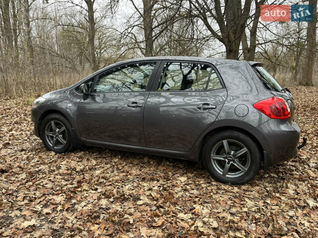 Сірий Тойота Ауріс, об'ємом двигуна 1.6 л та пробігом 211 тис. км за 6700 $, фото 6 на Automoto.ua