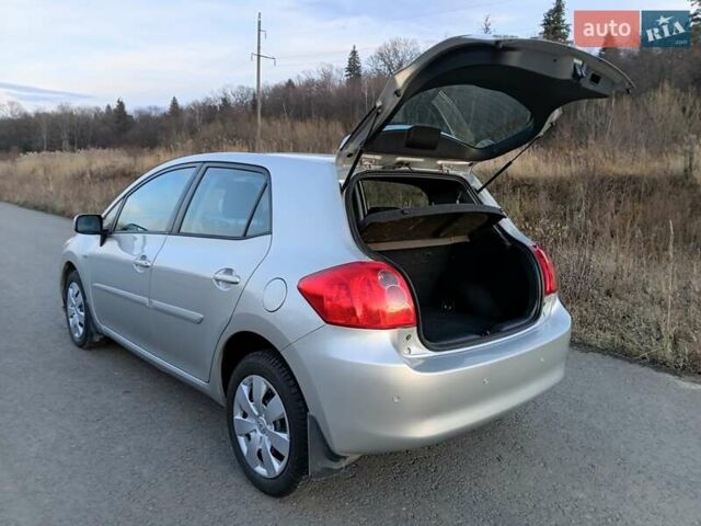 Серый Тойота Аурис, объемом двигателя 1.6 л и пробегом 158 тыс. км за 5700 $, фото 12 на Automoto.ua